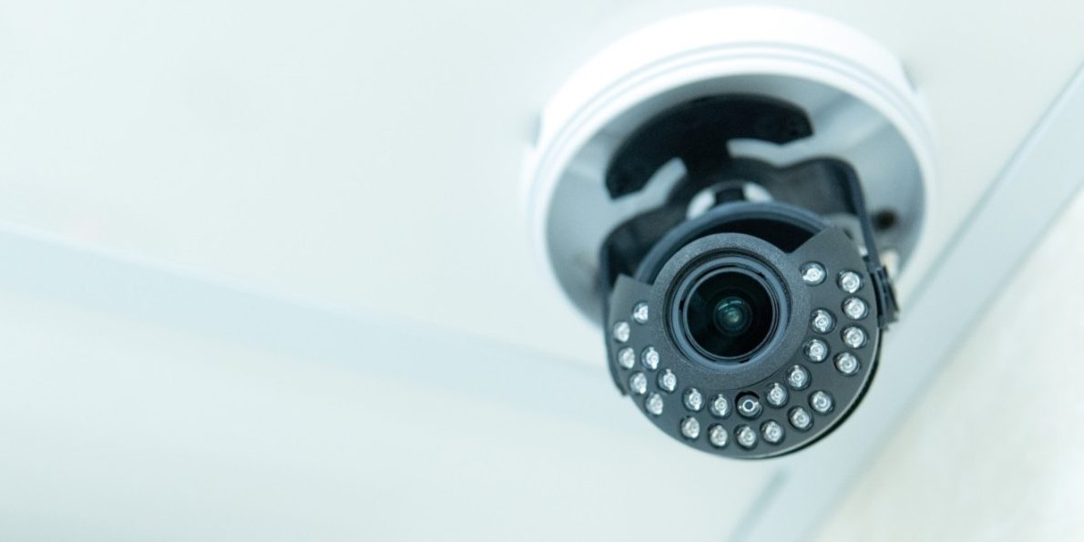 Es legal que te graben en el trabajo