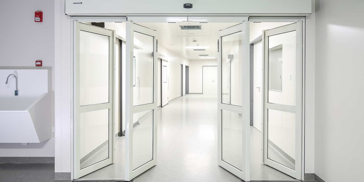 Principales-medidas-de-seguridad-en-puertas-automaticas-2